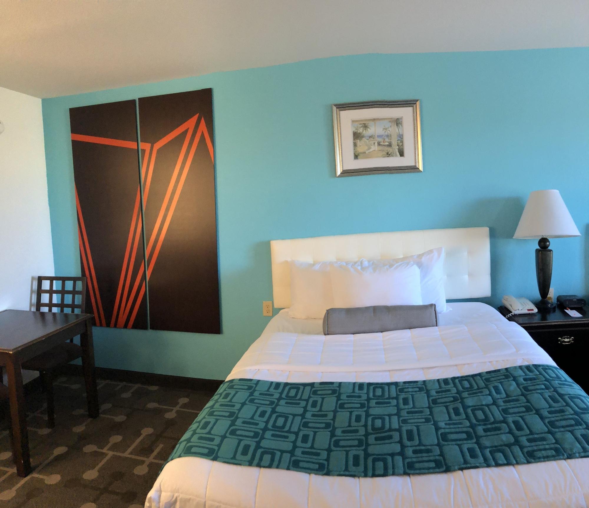 Howard Johnson By Wyndham Lubbock Tx Exterior photo