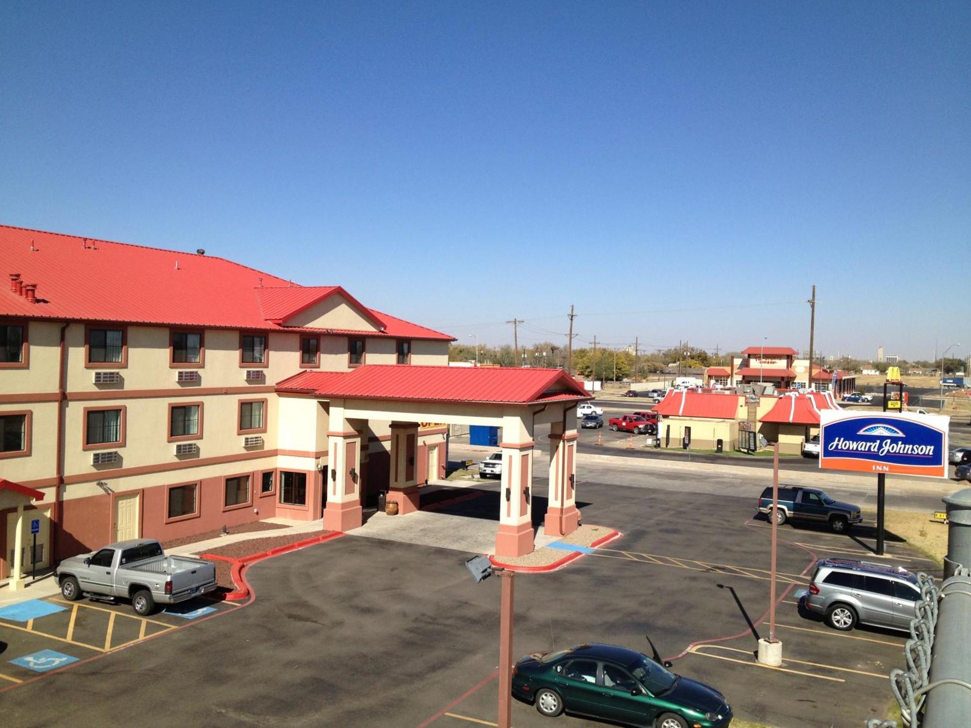Howard Johnson By Wyndham Lubbock Tx Exterior photo